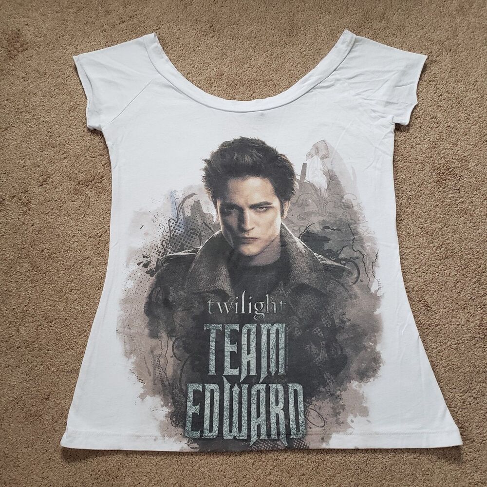 Vintage 2000s Officially Licensed Twilight Team Edward Graphic Baby Tee White XL